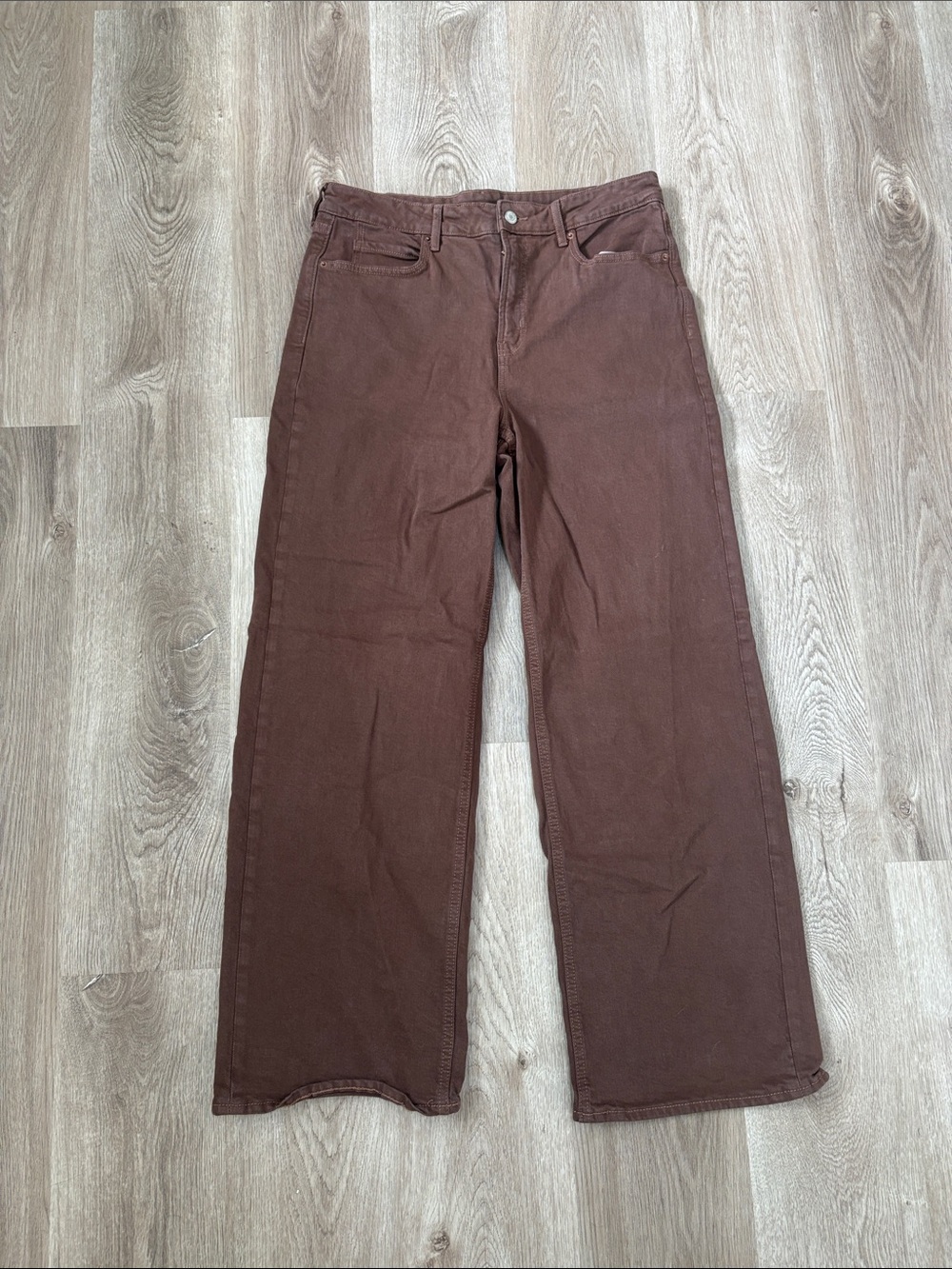 Old Navy Wide Leg Jeans in Brown